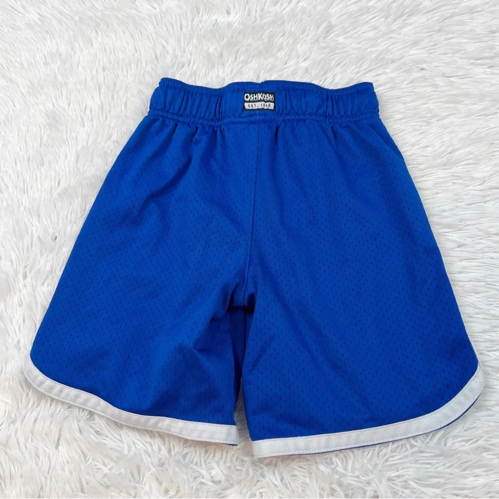 Oshkosh boy’s size 5 set of 2 striped casual shorts elastic waist in‎ blue gray